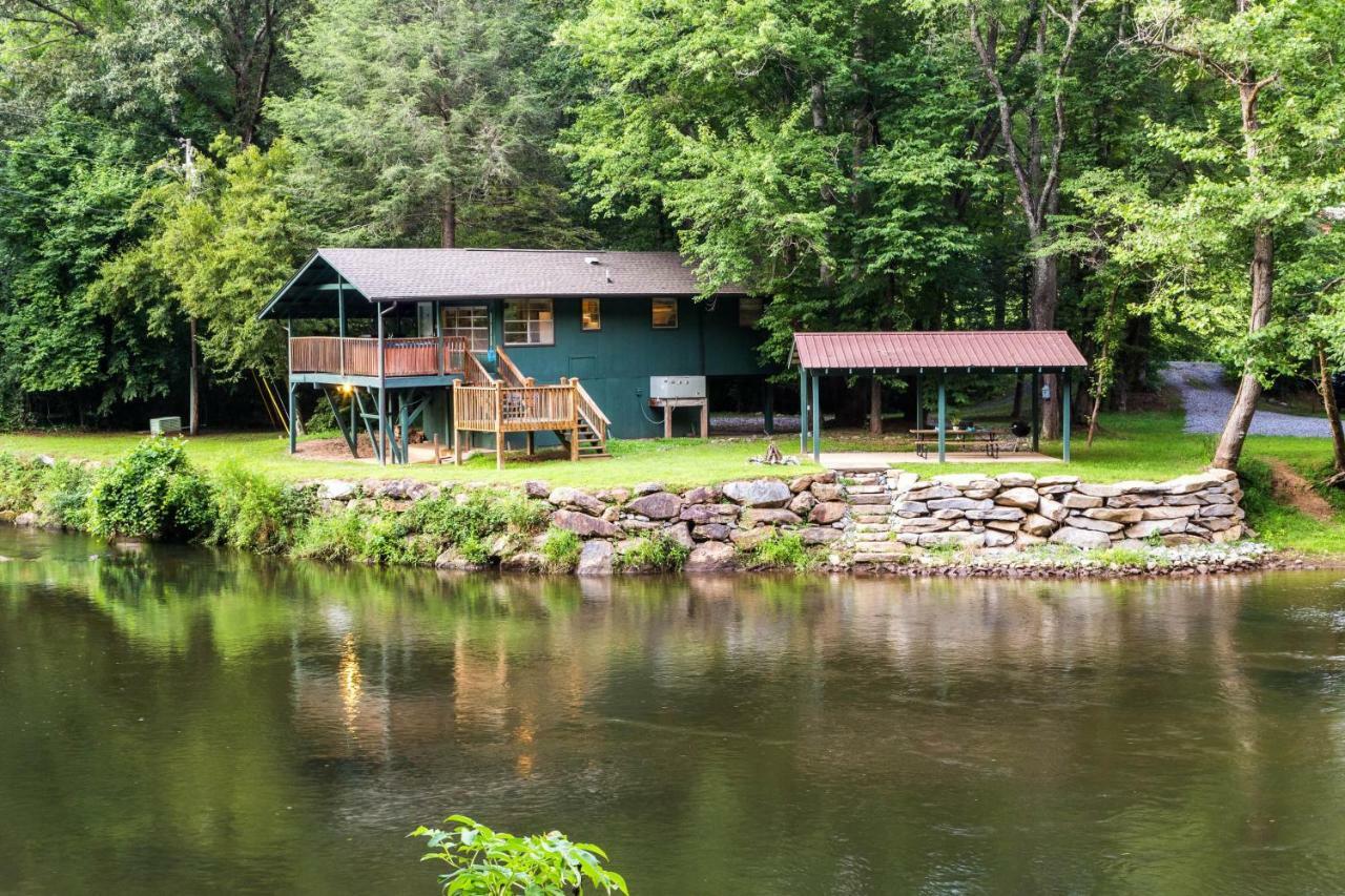 River Romance Villa Sylva Exterior photo